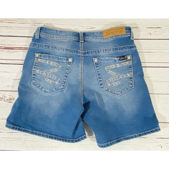 Seven7 Jean Shorts Womens Size 6 Denim Some Stretch 5.5” Inseam Embroidered - Picture 2 of 10